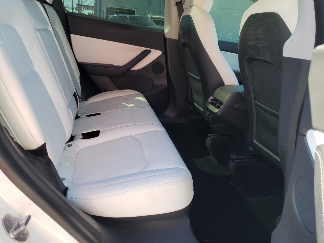 2021 Tesla Model Y VIN: 5YJYGDEE4MF085166 Lot: 89855235