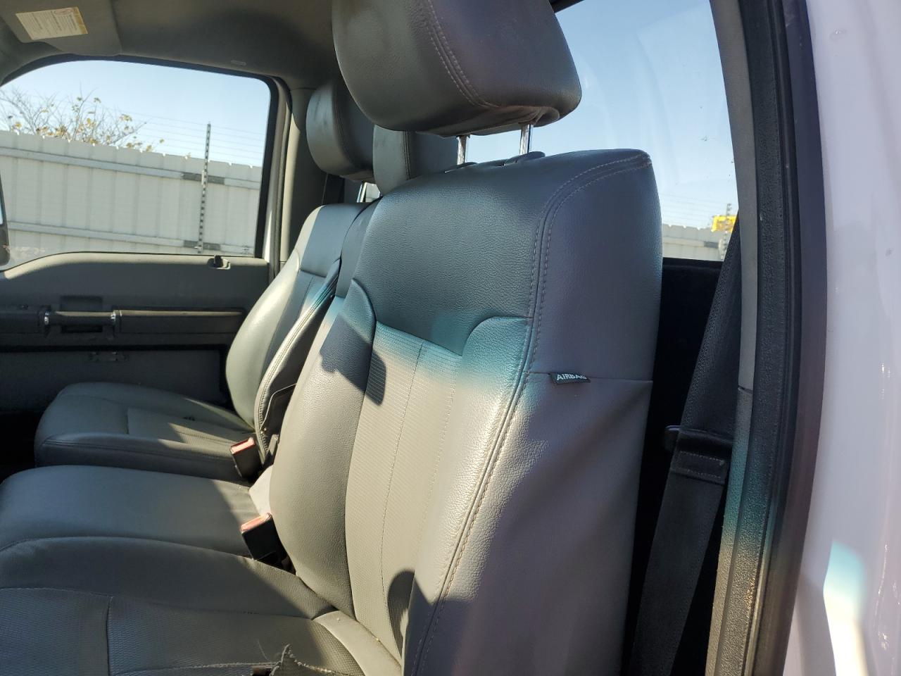 2015 Ford F250 Super Duty VIN: 1FTBF2B67FEC29811 Lot: 90344305