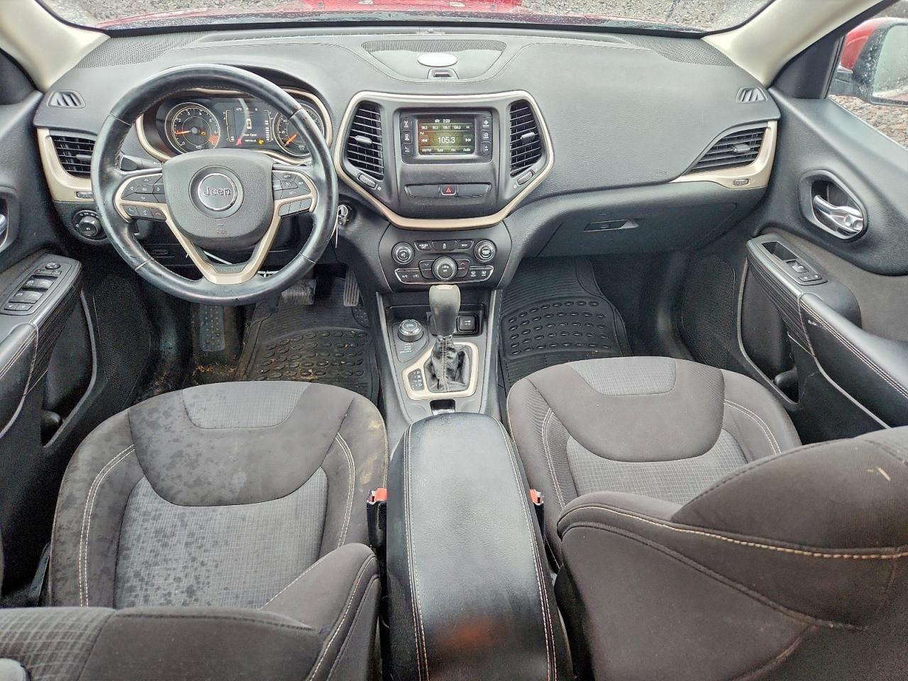 2015 Jeep Cherokee Latitude VIN: 1C4PJMCB8FW739008 Lot: 93173625