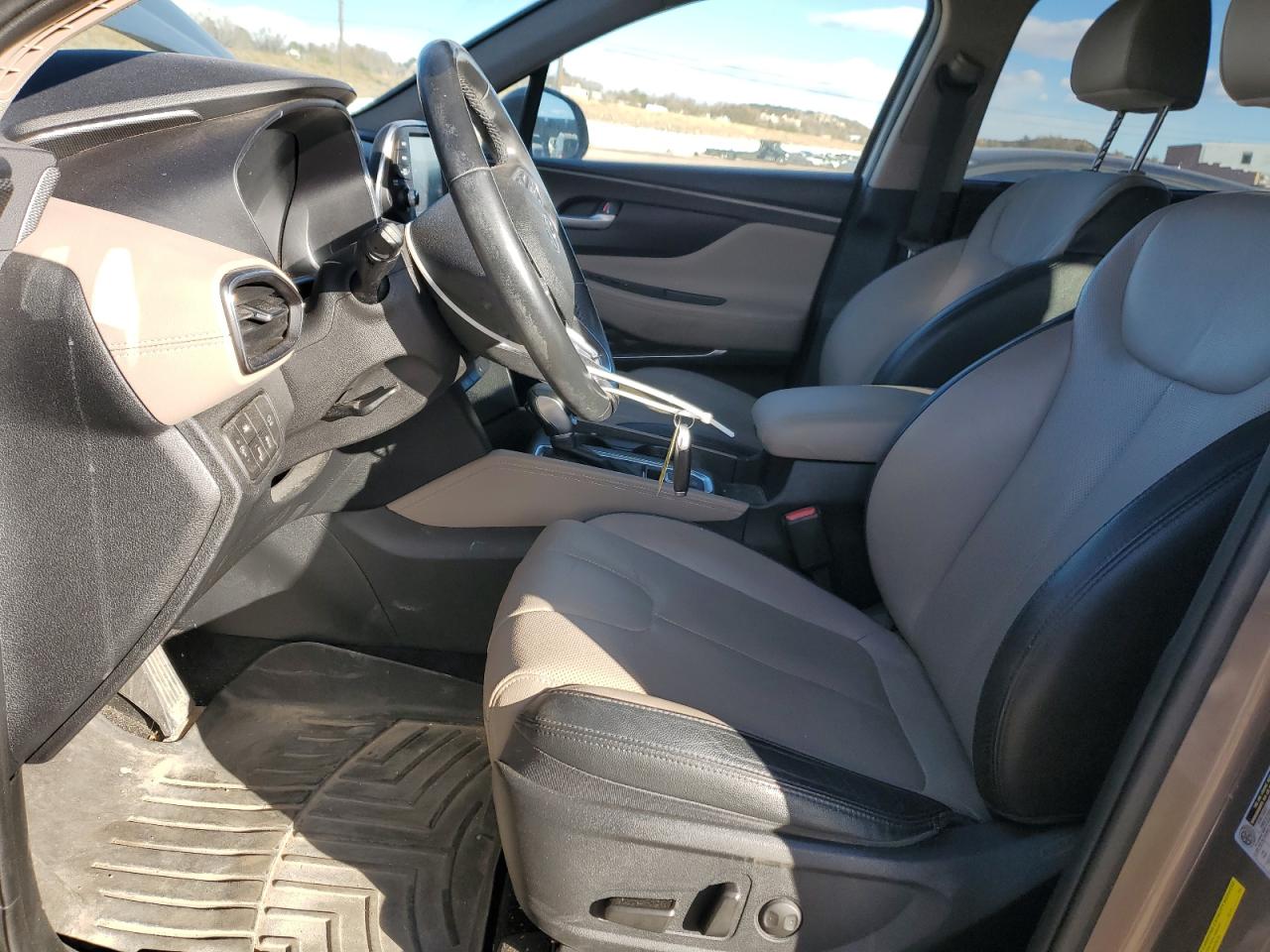 2020 Hyundai Santa Fe Sel VIN: 5NMS33AA6LH271173 Lot: 92690725