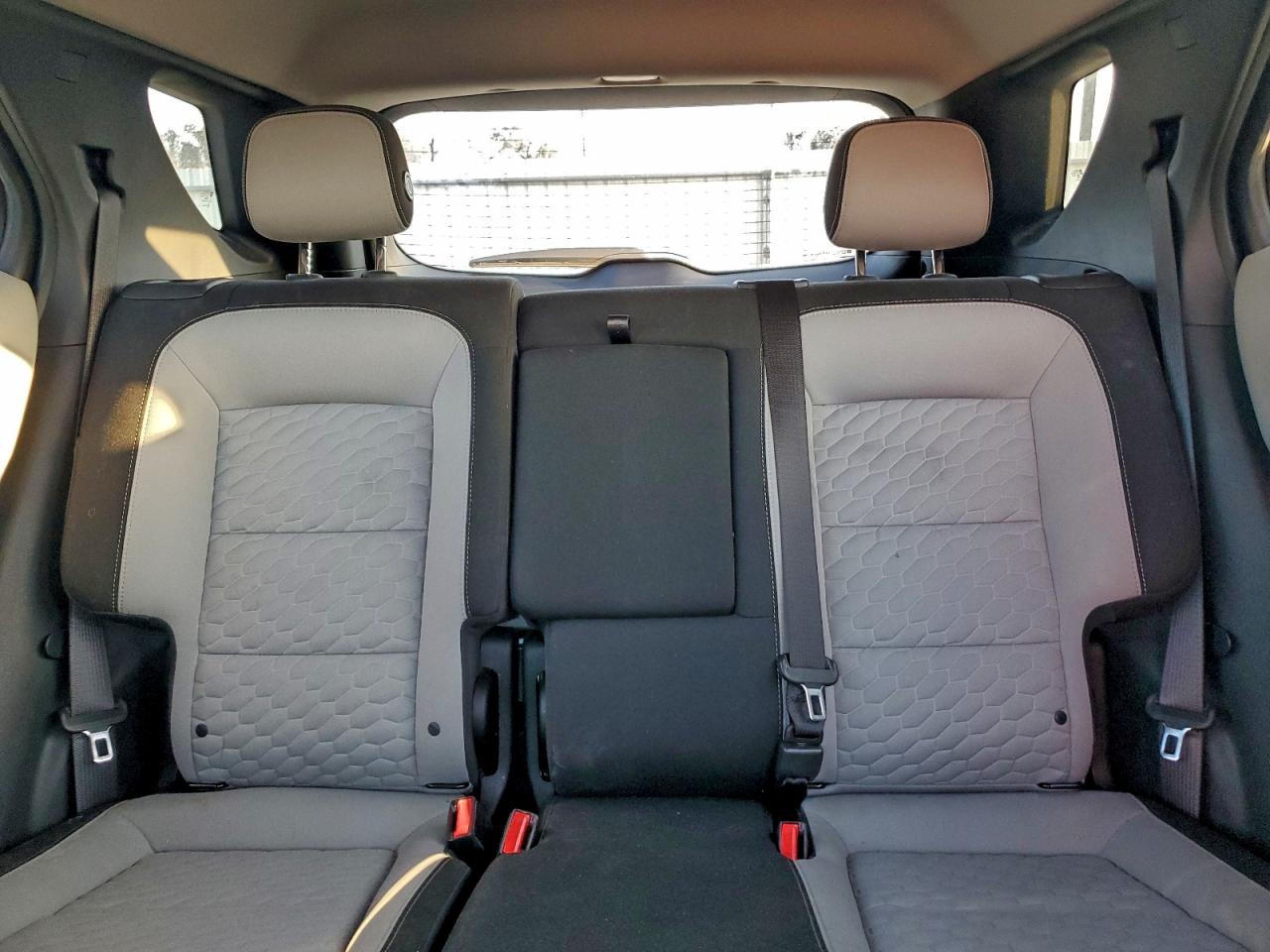 2019 Chevrolet Equinox Ls VIN: 2GNAXSEV2K6144036 Lot: 91215415