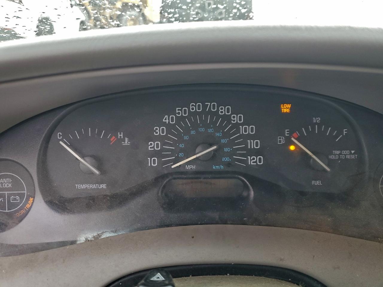 2002 Buick Century Custom VIN: 2G4WS52J621287127 Lot: 92280225