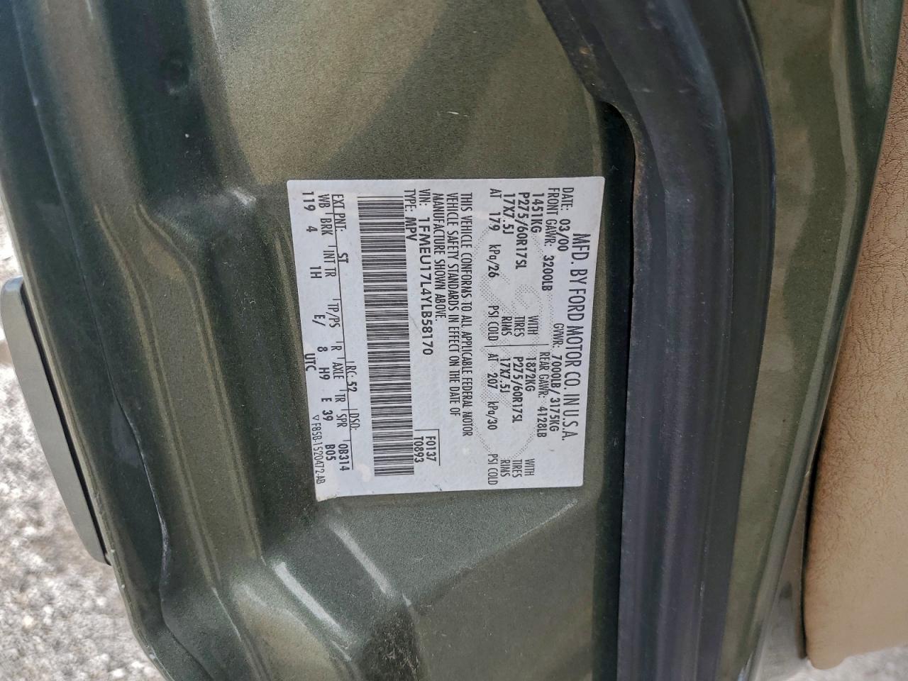 2000 Ford Expedition Eddie Bauer VIN: 1FMEU17L4YLB58170 Lot: 93979935