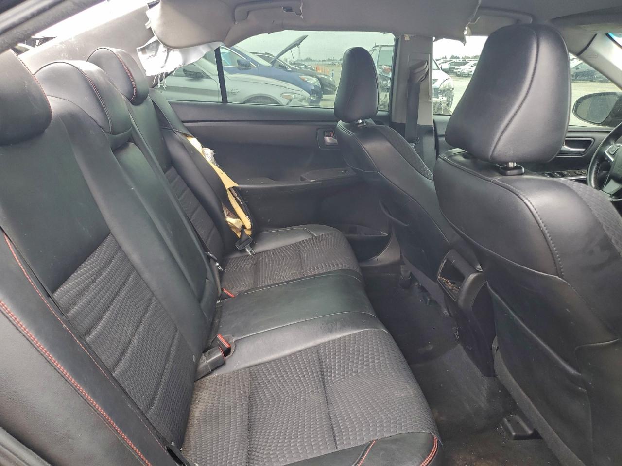 2015 Toyota Camry Le VIN: 4T1BF1FK2FU044696 Lot: 93996895