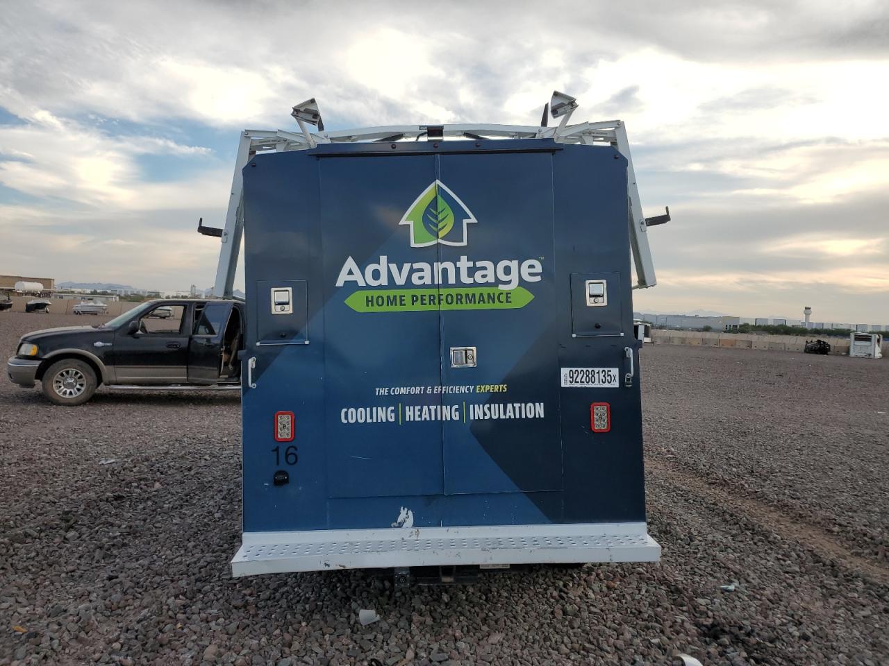 2023 Ford Transit Utility / Service Truck VIN: 1FDBW7PG7PKA63271 Lot: 92288135