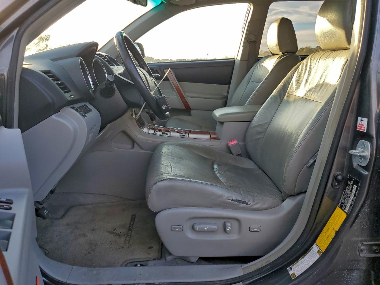 2008 Toyota Highlander Limited VIN: JTEDS42A582003772 Lot: 94505935