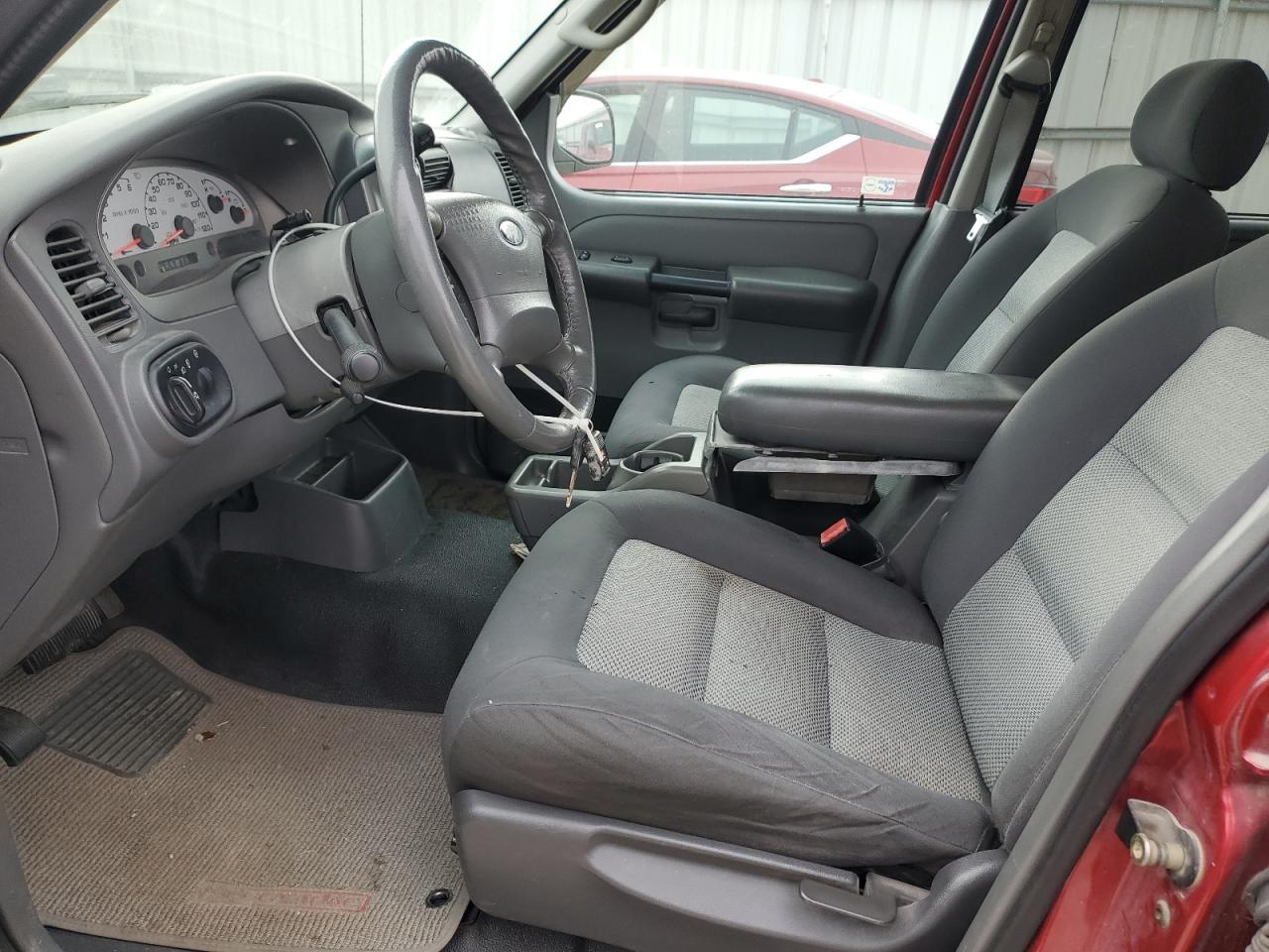 2005 Ford Explorer Sport Trac VIN: 1FMZU67K15UA12398 Lot: 93283895