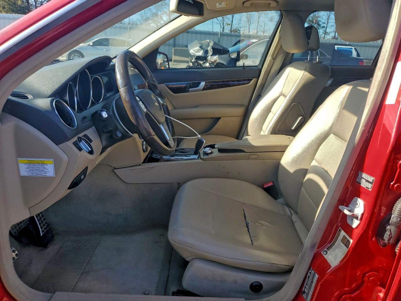 2013 Mercedes-Benz C 250 VIN: WDDGF4HB5DR283917 Lot: 94571775