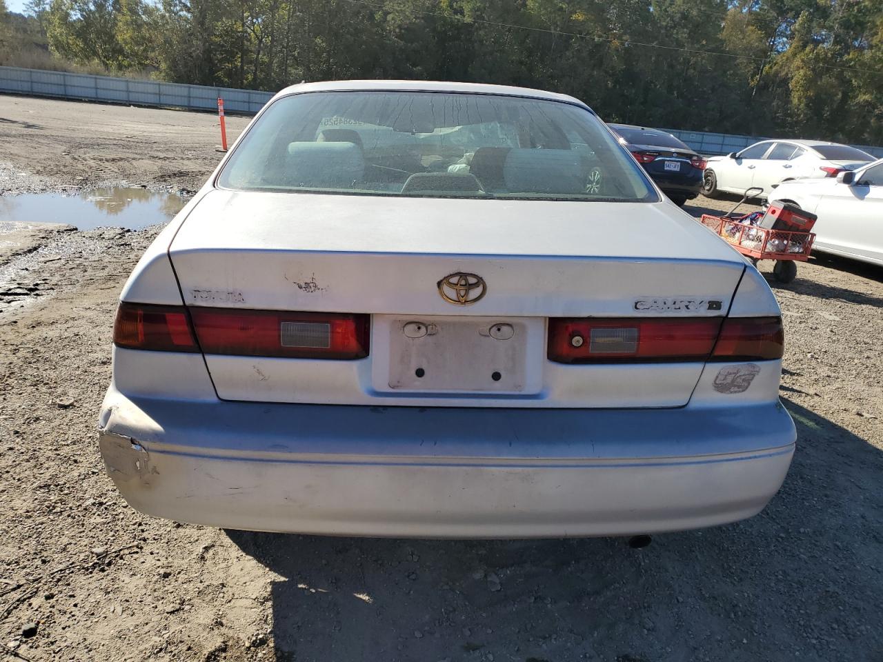 1999 Toyota Camry Ce VIN: 4T1BG28KXXU473960 Lot: 92384525