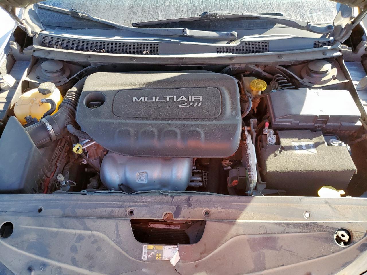 2016 Chrysler 200 Limited VIN: 1C3CCCABXGN143299 Lot: 93098325