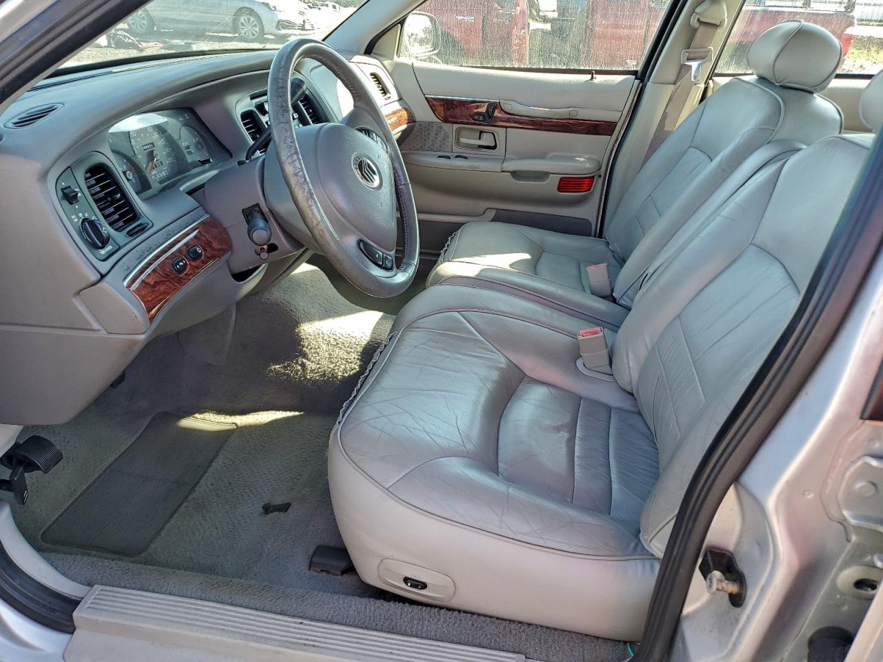 2002 Mercury Grand Marquis Ls VIN: 2MEFM75W62X638518 Lot: 92668025