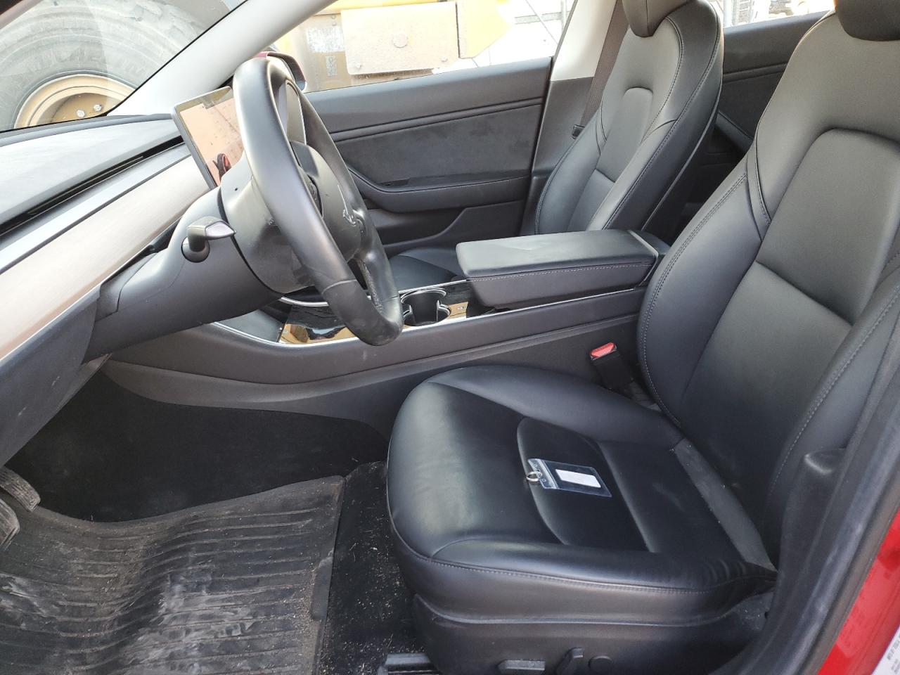 2018 Tesla Model 3 VIN: 5YJ3E1EB7JF054588 Lot: 93661005