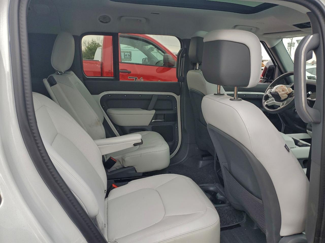 2025 Land Rover Defender 130 X-Dynamic Se VIN: SALE2FEU4S2403638 Lot: 93356485