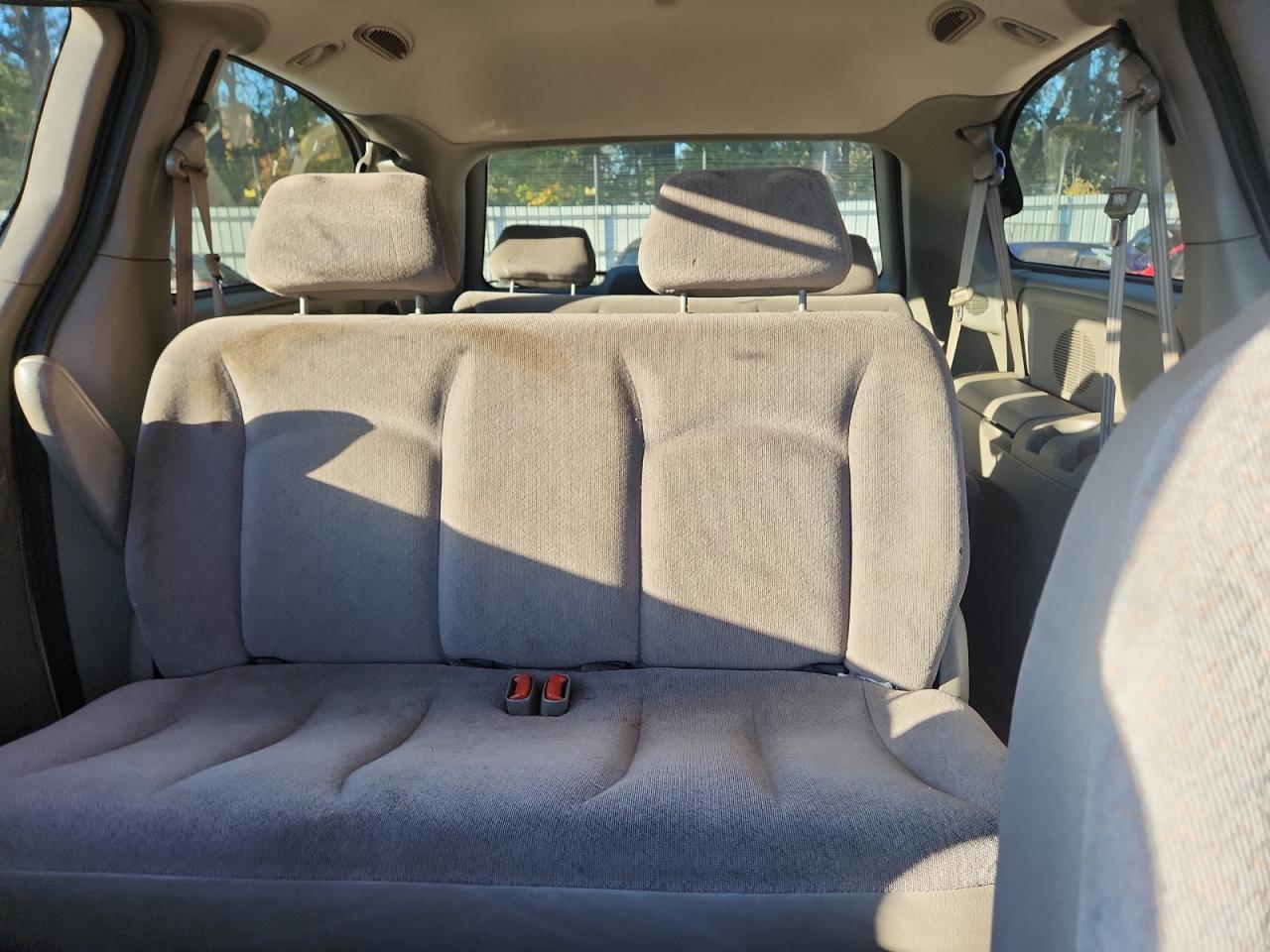 2003 Dodge Grand Caravan Se VIN: 2D4GP24353R219088 Lot: 90503615