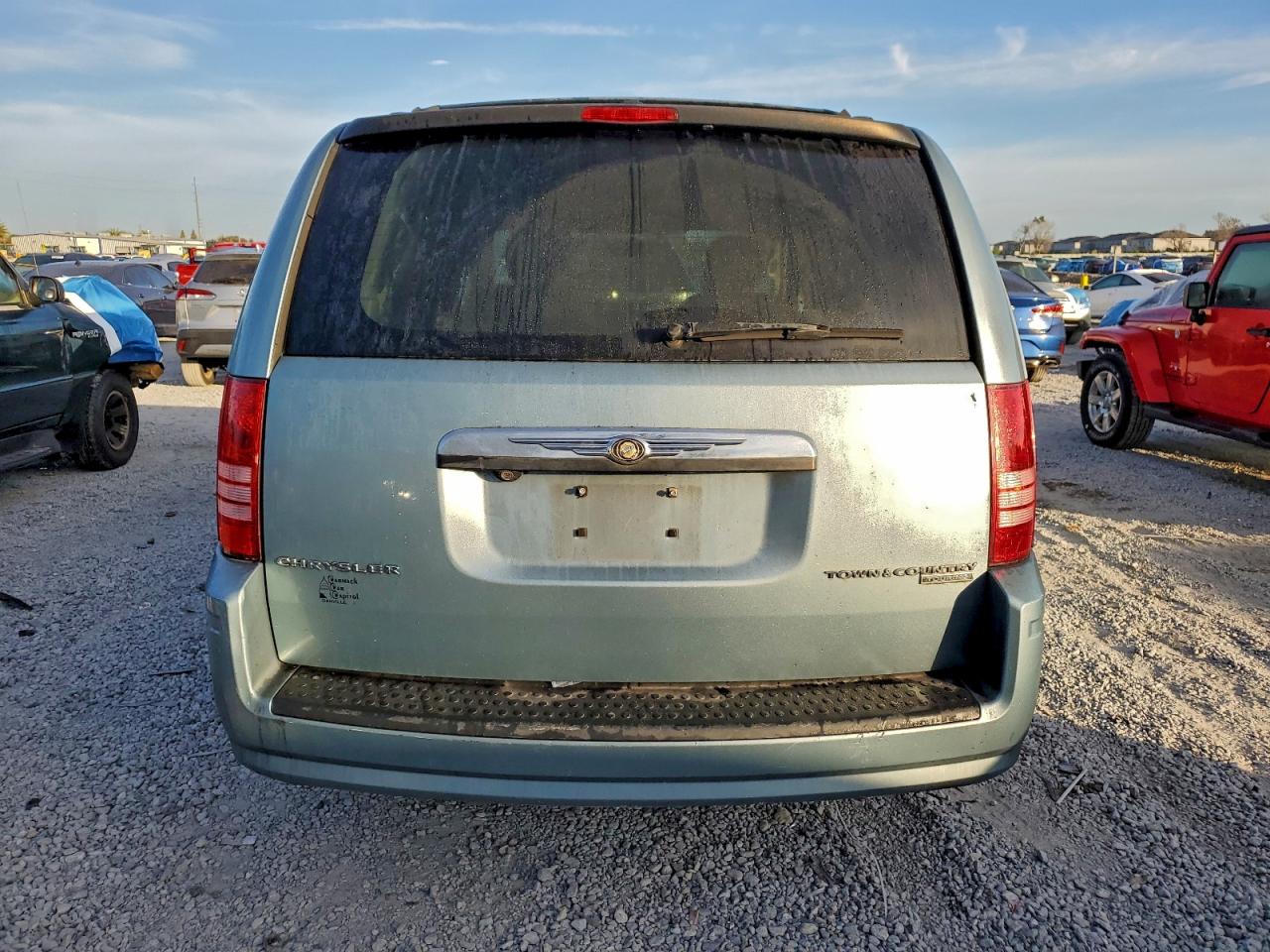 2010 Chrysler Town & Country Touring VIN: 2A4RR5D19AR494955 Lot: 94404785