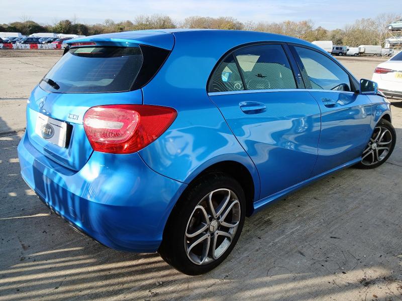 2013 MERCEDES-BENZ A CLASS A180 CDI BLUEEFFICIENCY SPORT 5DR AUTO