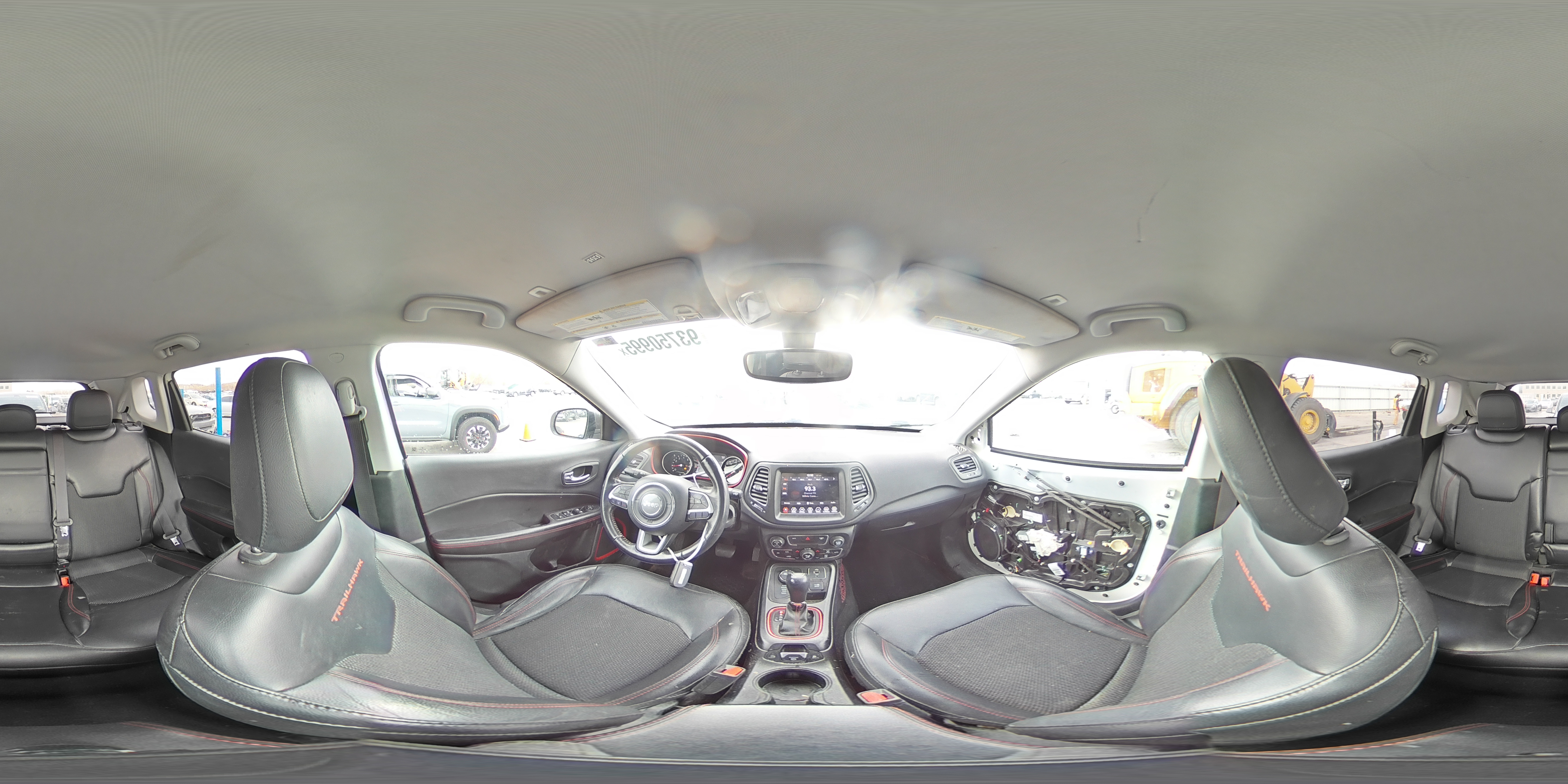 2018 Jeep Compass Trailhawk VIN: 3C4NJDDB7JT470049 Lot: 93750995