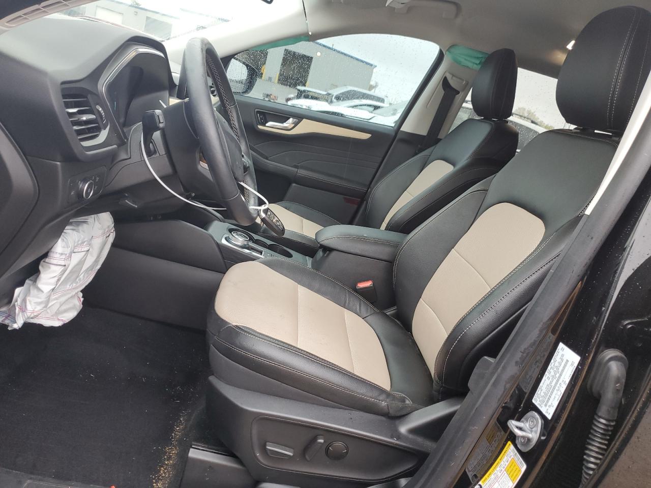 2022 Ford Escape Titanium VIN: 1FMCU9J9XNUB59994 Lot: 93395525