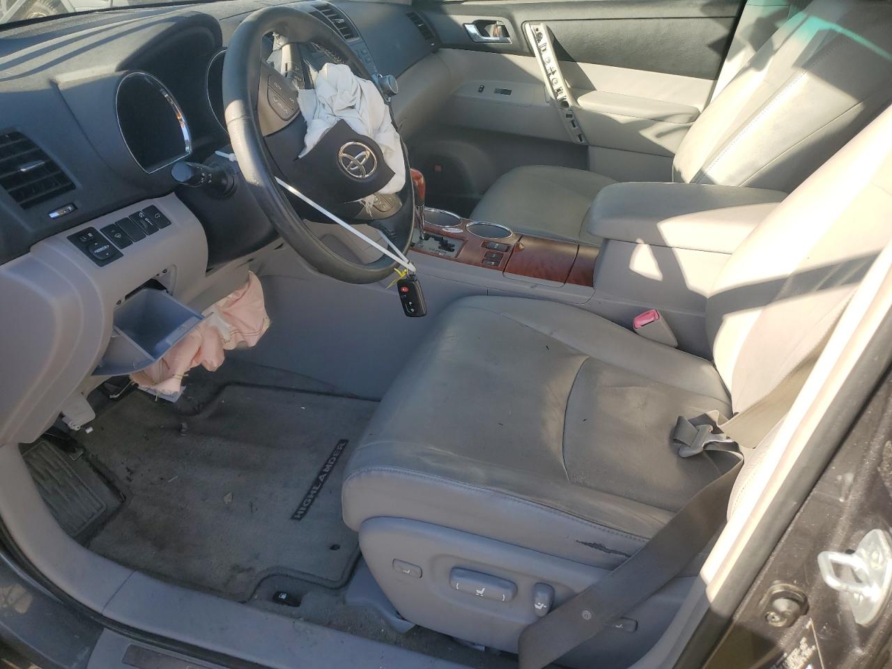 2008 Toyota Highlander Limited VIN: JTEES42A682064097 Lot: 92173015