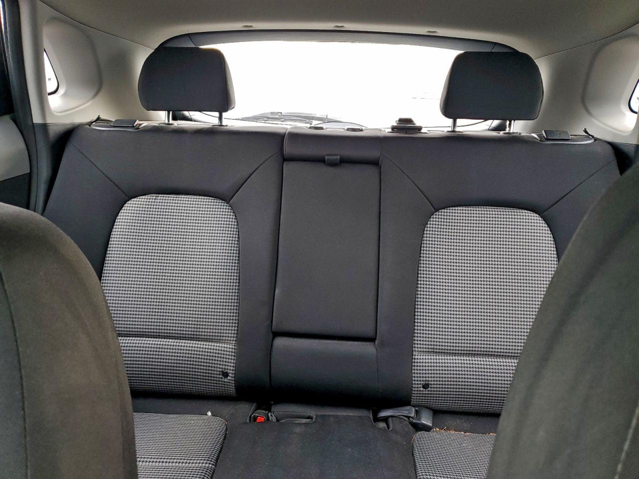 2018 Hyundai Kona Se VIN: KM8K1CAA7JU080952 Lot: 91291895