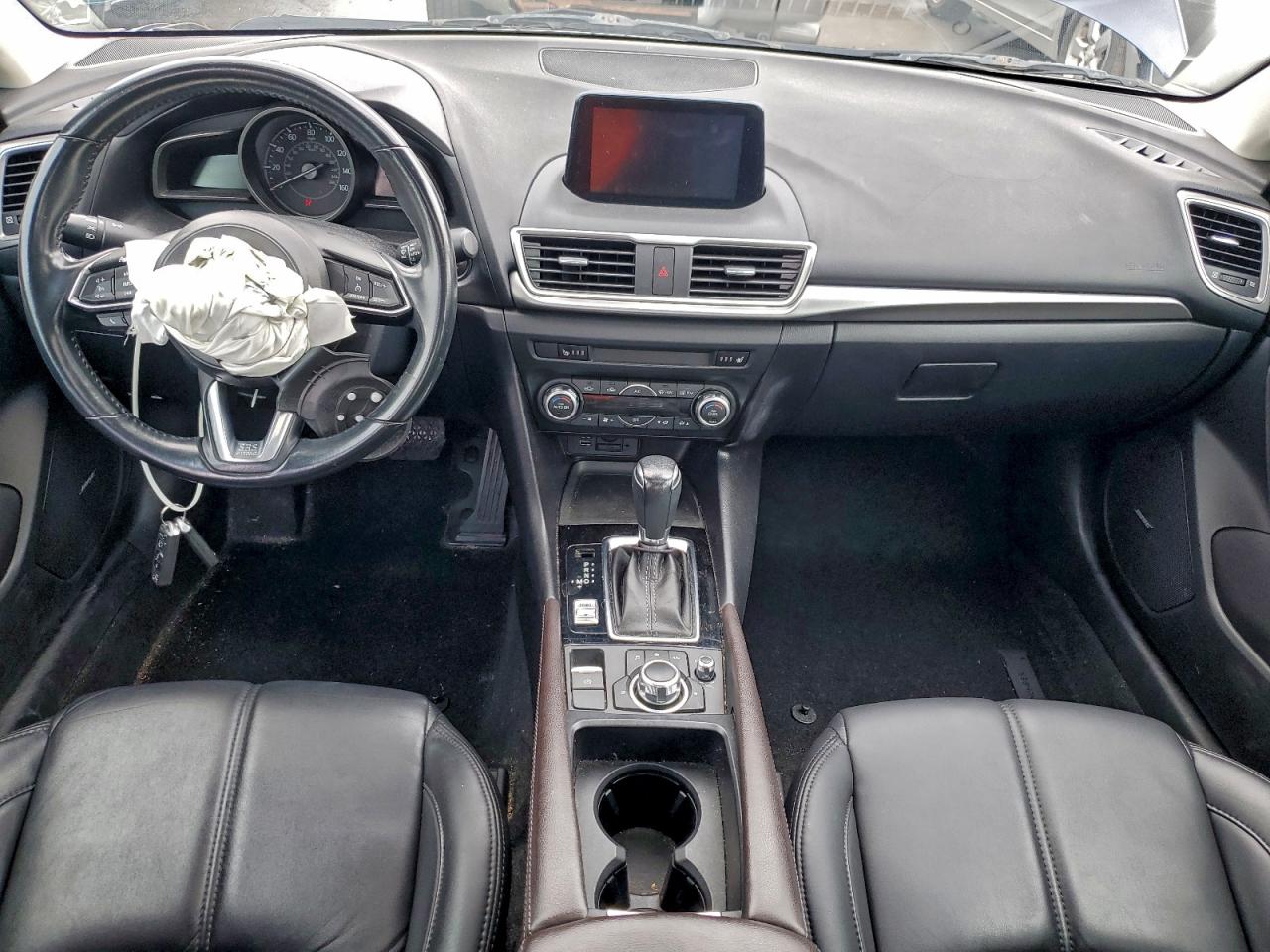 2018 Mazda 3 Touring VIN: 3MZBN1V36JM226543 Lot: 94028195