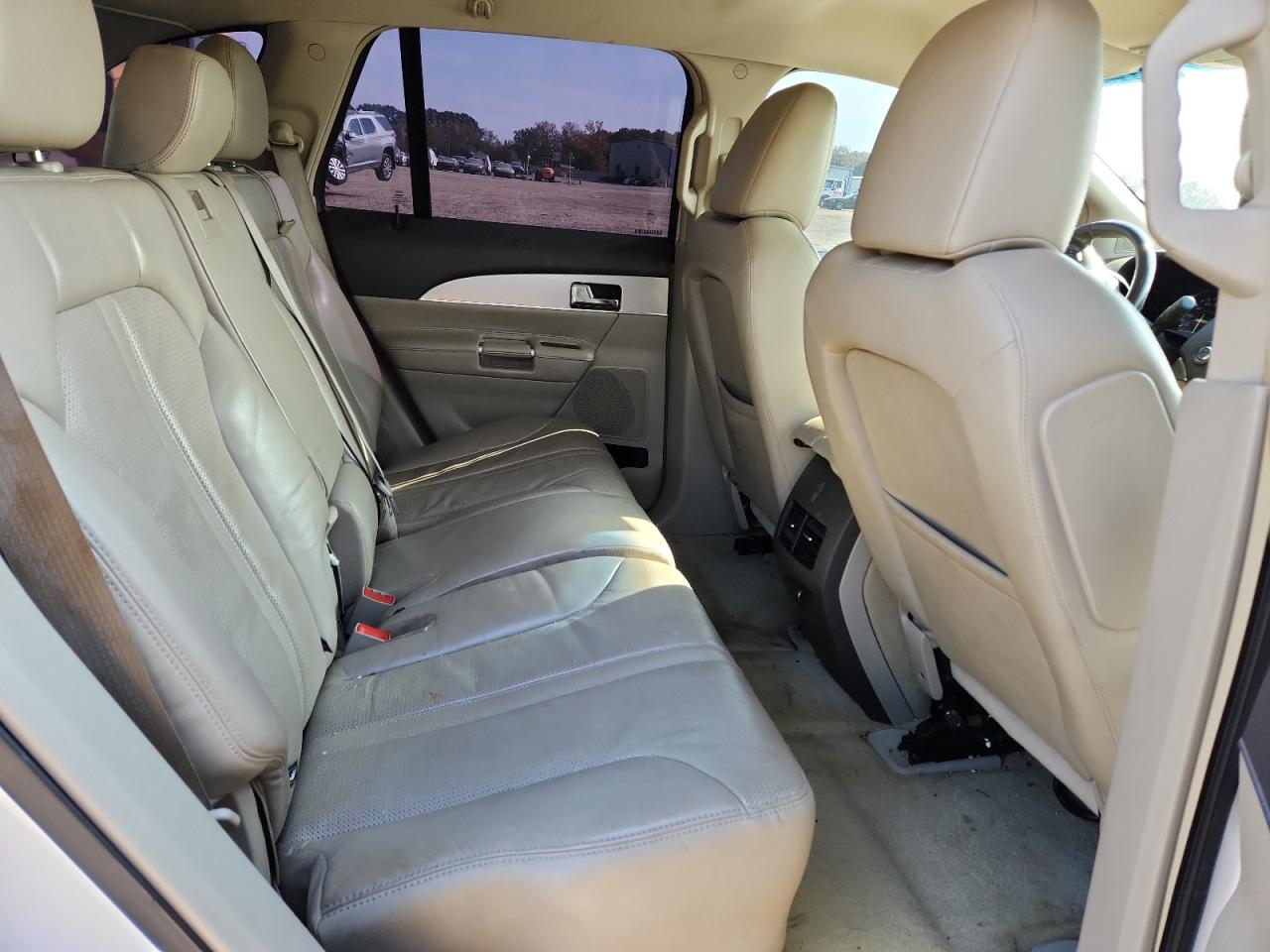 2011 Lincoln Mkx VIN: 2LMDJ6JK8BBJ21703 Lot: 91305965