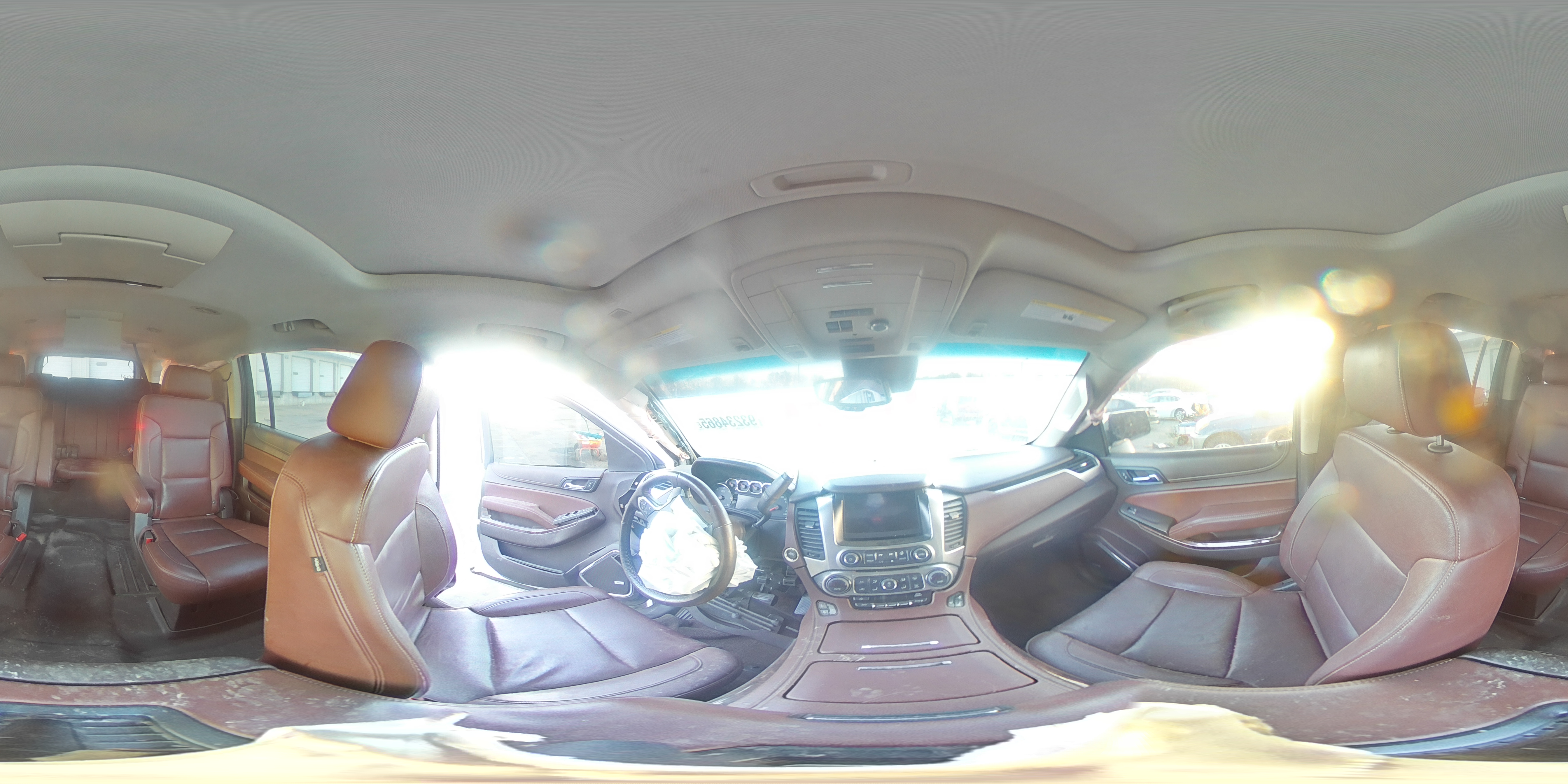 2018 Chevrolet Suburban K1500 Premier VIN: 1GNSKJKC2JR132021 Lot: 93234865