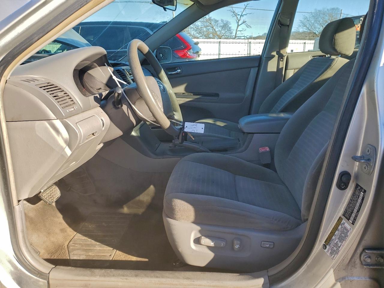 2005 Toyota Camry Le VIN: 4T1BE32K95U987008 Lot: 94533615