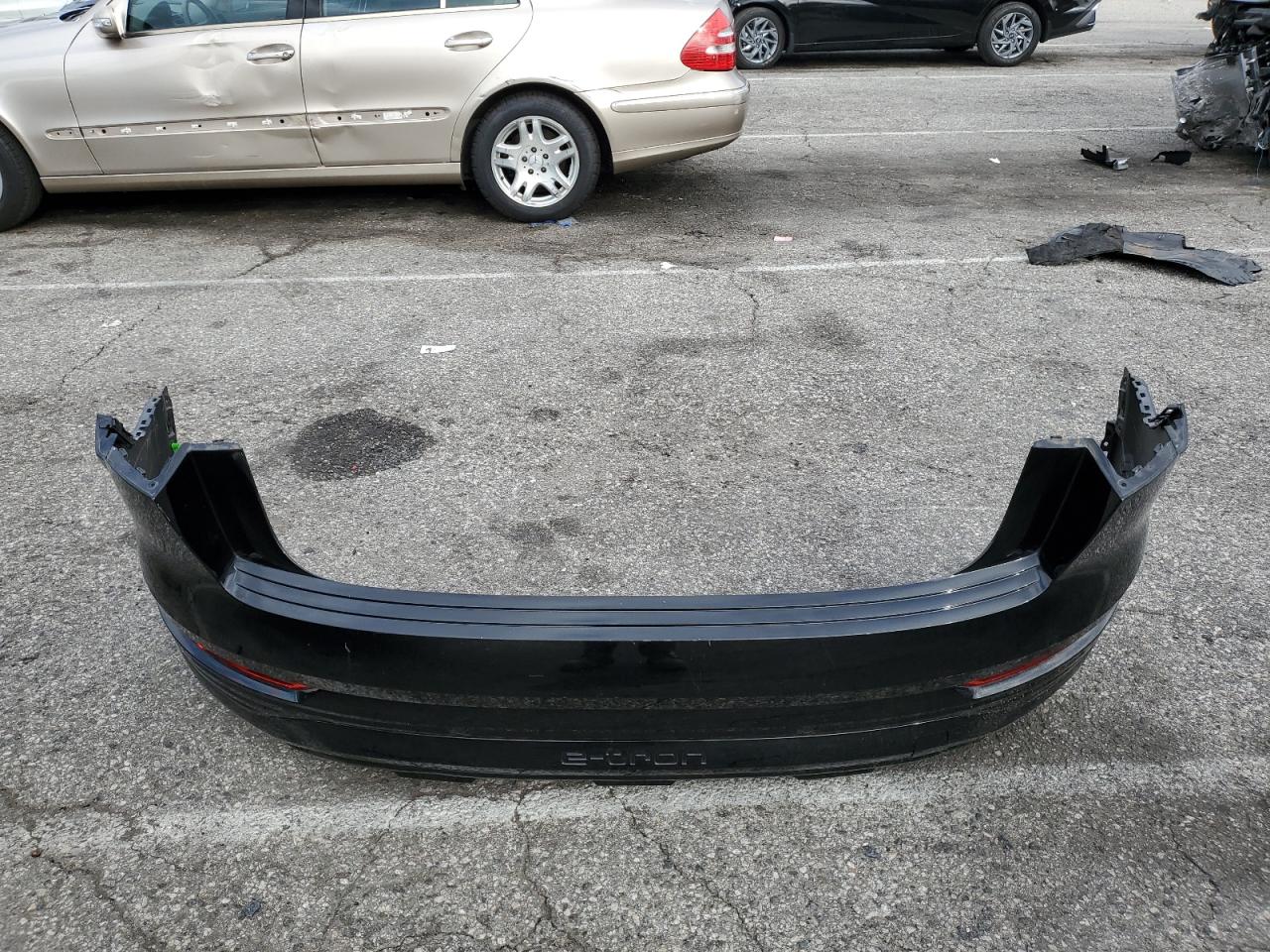 2024 Audi Q8 E-Tron Premium VIN: WA14AAGE6RB011909 Lot: 93734975