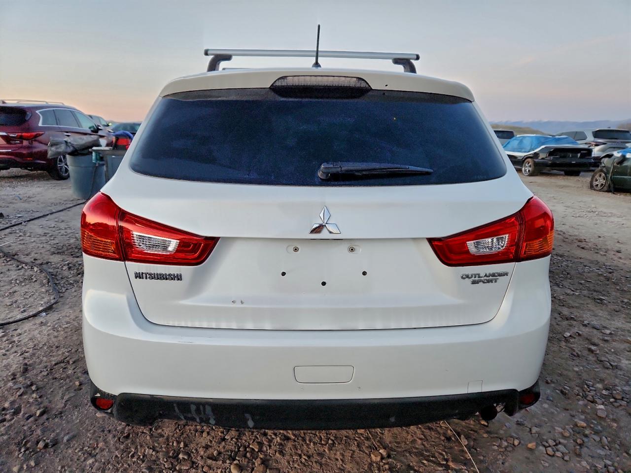2015 Mitsubishi Outlander Sport Es VIN: 4A4AR3AU2FE015049 Lot: 94187465