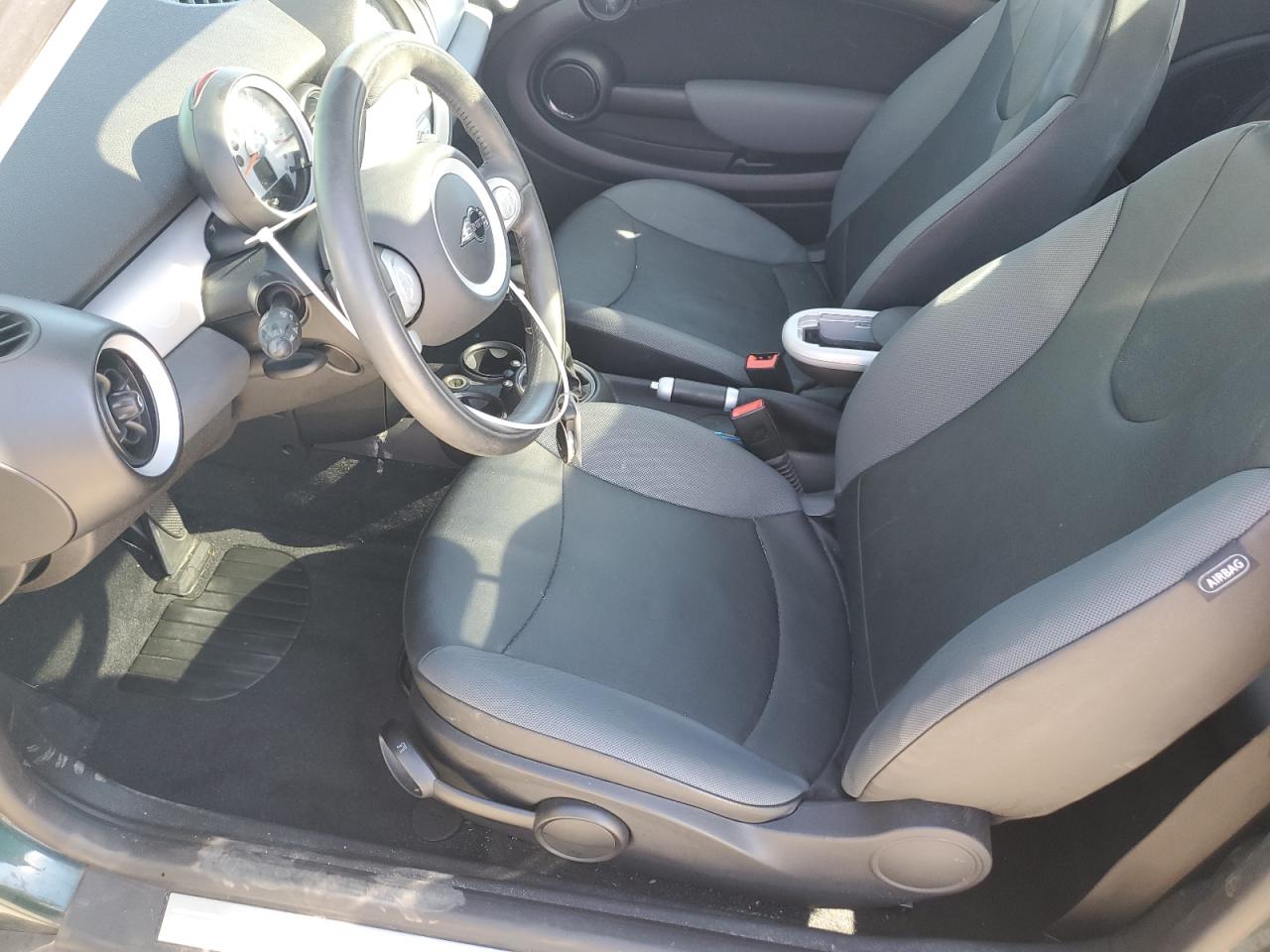 2008 Mini Cooper VIN: WMWMF33588TT68085 Lot: 91046395