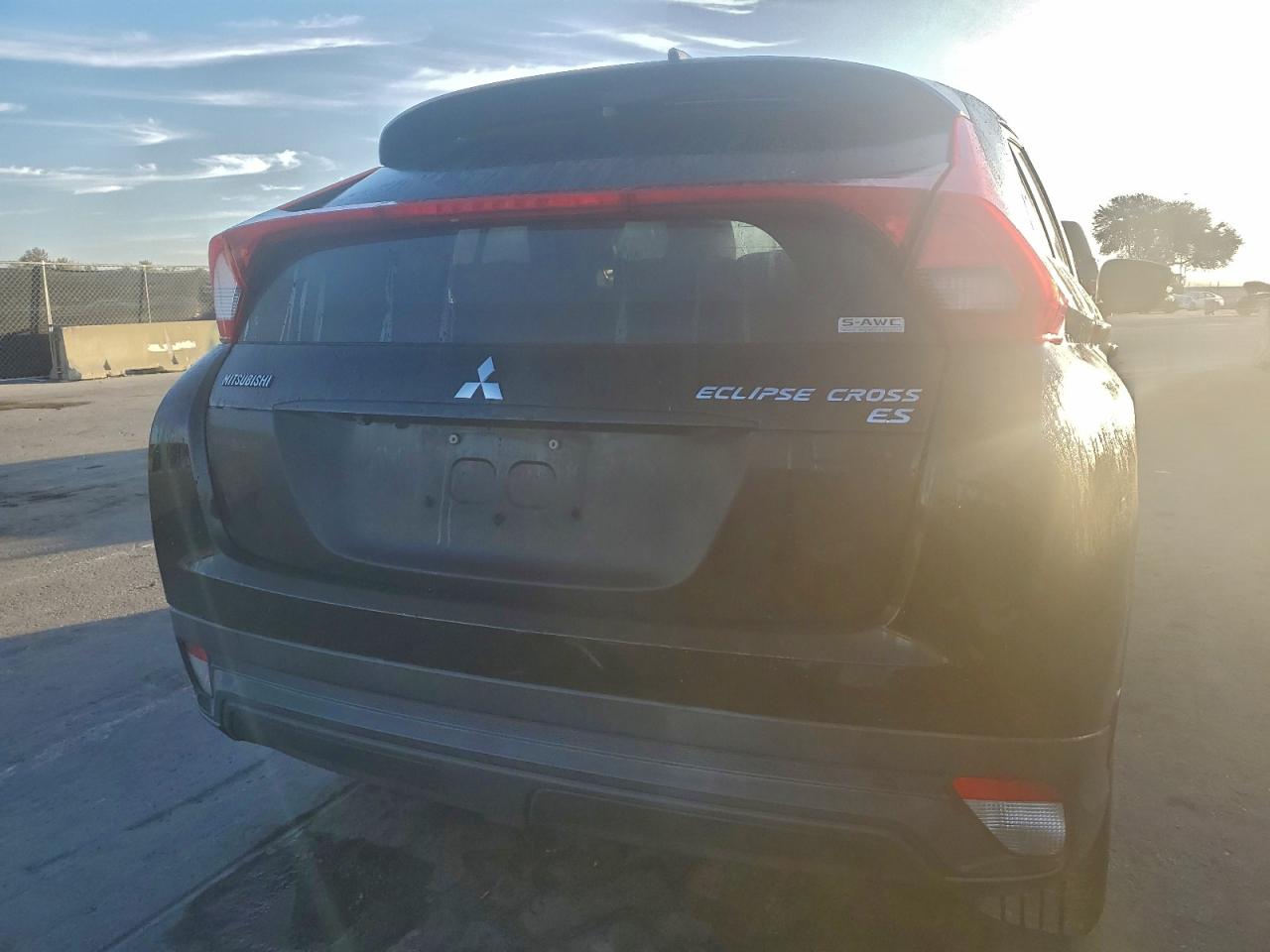 2018 Mitsubishi Eclipse Cross Es VIN: JA4AT3AA9JZ067028 Lot: 94337395