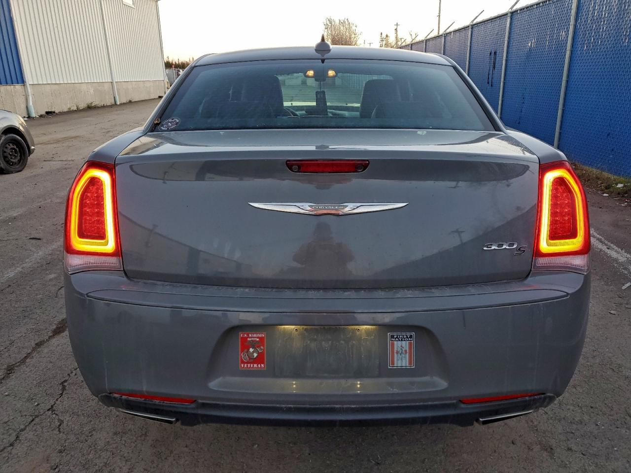 2018 Chrysler 300 S VIN: 2C3CCABG9JH301792 Lot: 94081215
