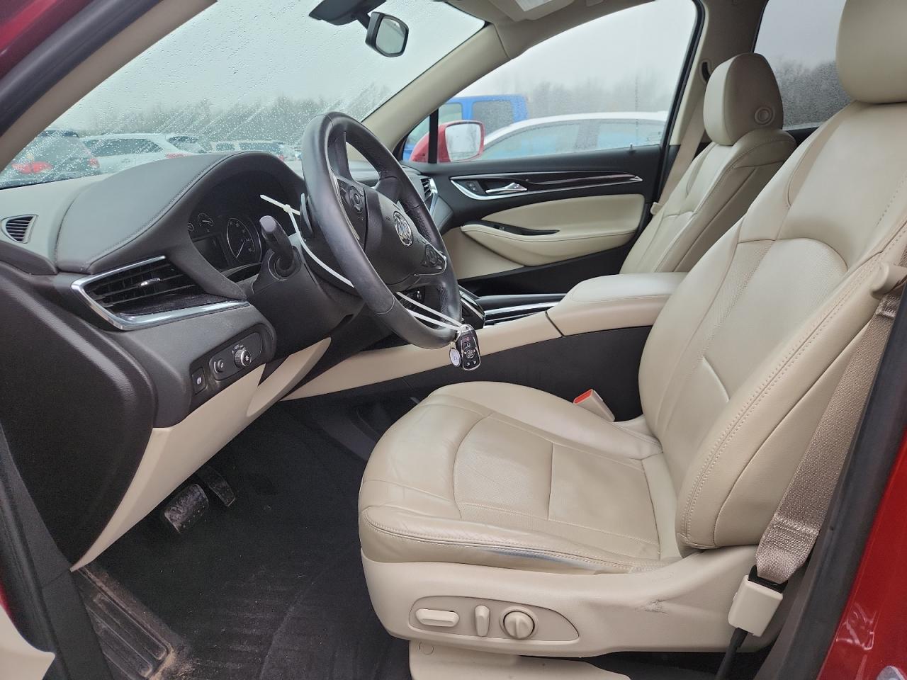 2018 Buick Enclave Essence VIN: 5GAEVAKW2JJ121656 Lot: 92568165