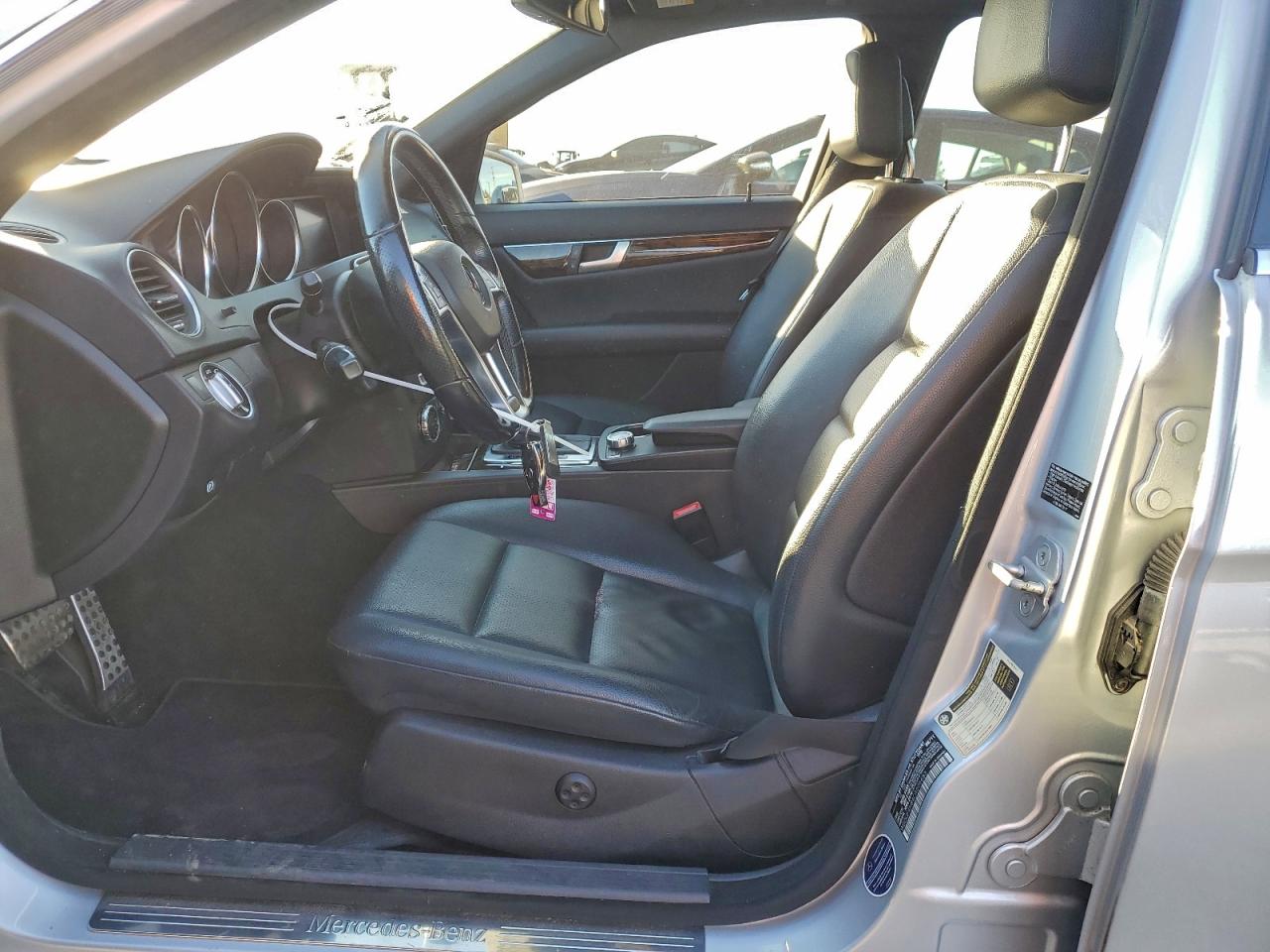 2012 Mercedes-Benz C 250 VIN: WDDGF4HB4CA608683 Lot: 94193645