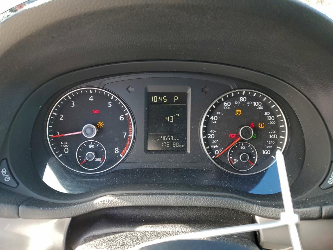 2015 Volkswagen Passat S VIN: 1VWAT7A30FC073404 Lot: 94255755