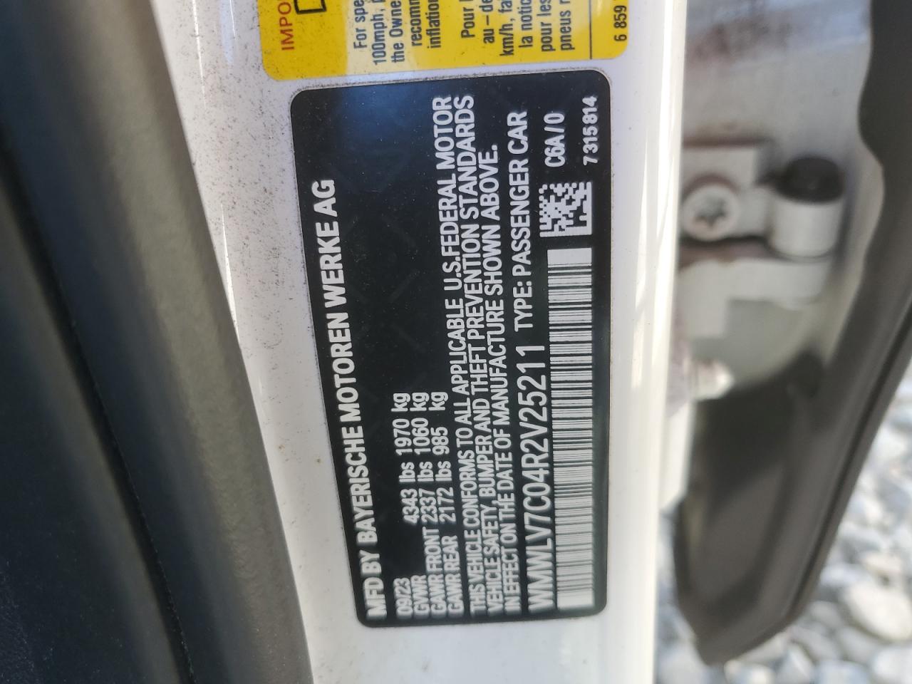 2024 Mini Cooper S Clubman VIN: WMWLV7C04R2V25211 Lot: 92464905