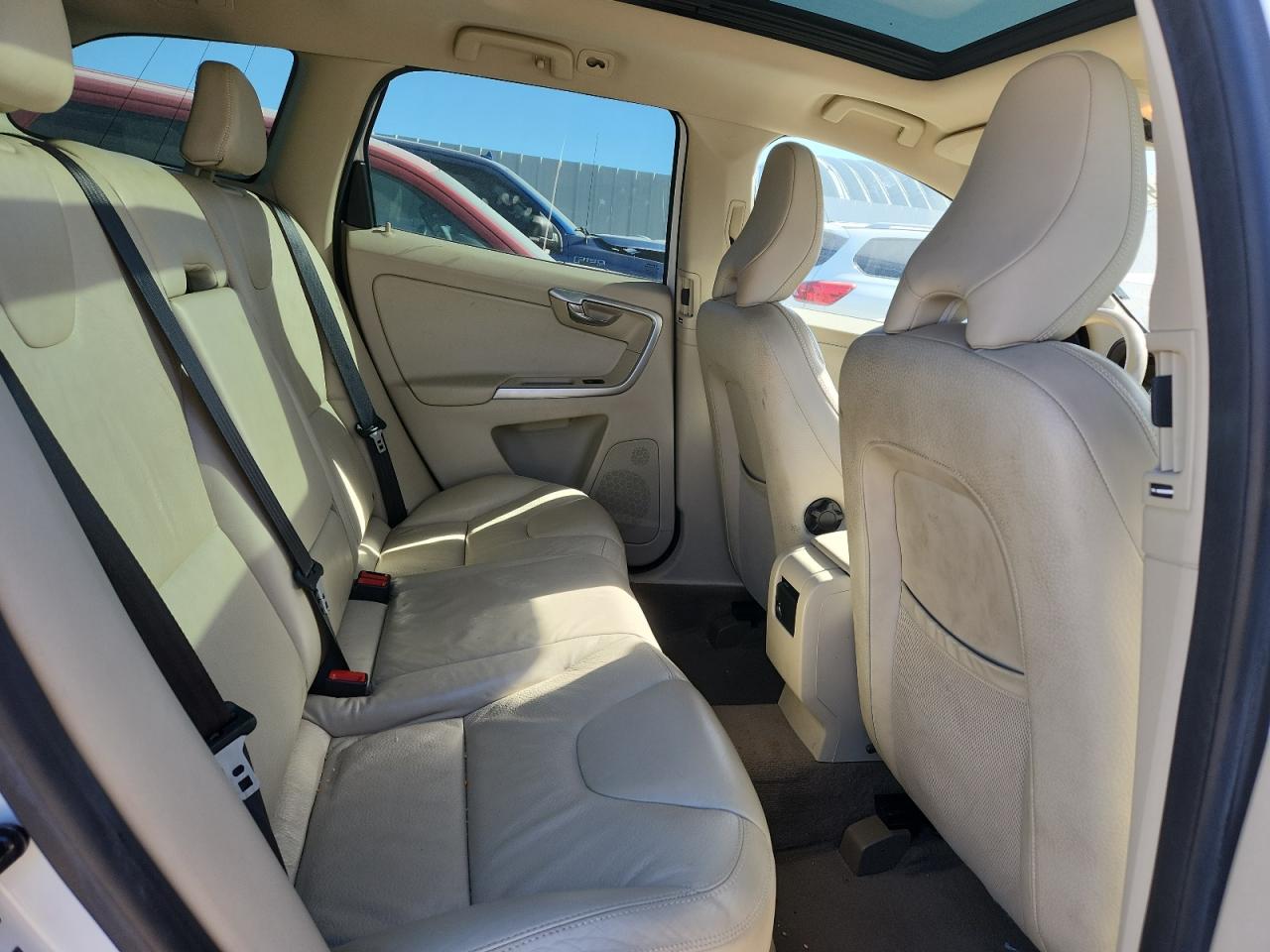 2011 Volvo Xc60 T6 VIN: YV4902DZXB2157843 Lot: 91823845