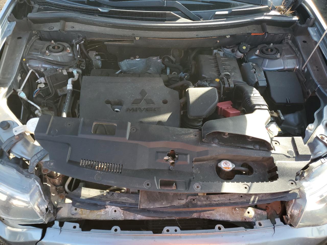 2015 Mitsubishi Outlander Es VIN: JA4AD2A3XFZ601315 Lot: 92439545