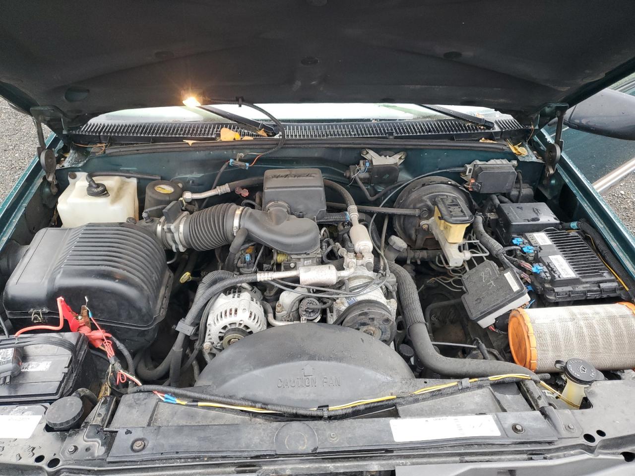 1997 Chevrolet Gmt-400 K1500 VIN: 2GCEK19R8V1210445 Lot: 91838485