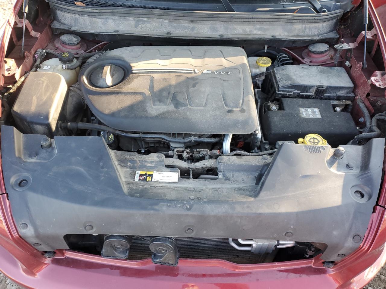 2017 Jeep Cherokee Latitude VIN: 1C4PJMCS8HW664863 Lot: 93266555