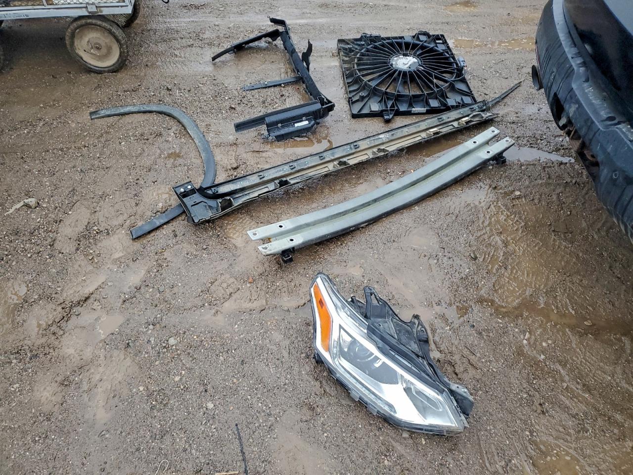 2020 Chevrolet Traverse Lt VIN: 1GNERGKW2LJ327401 Lot: 94143435