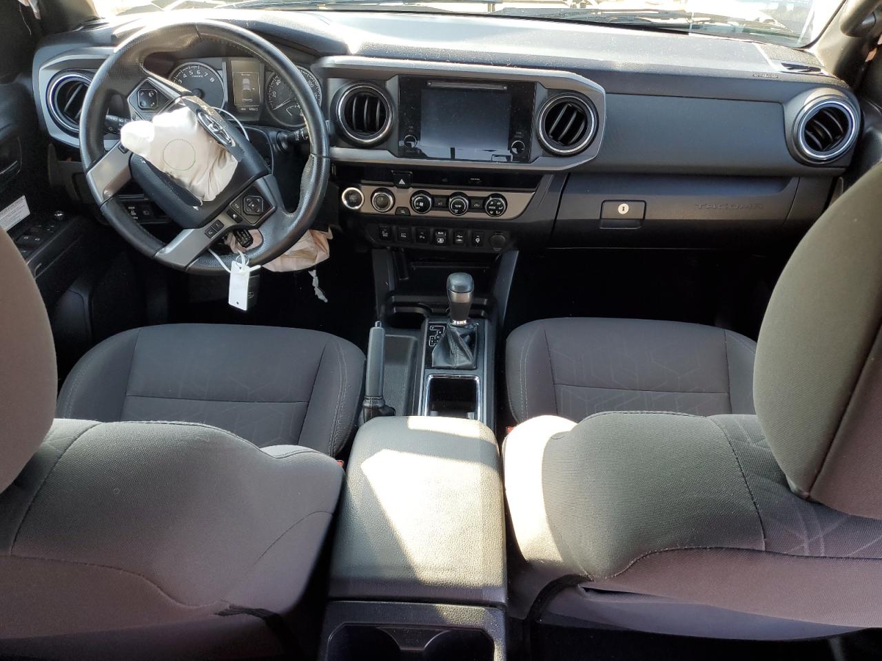 2018 Toyota Tacoma Double Cab VIN: 3TMDZ5BN8JM047126 Lot: 90952185