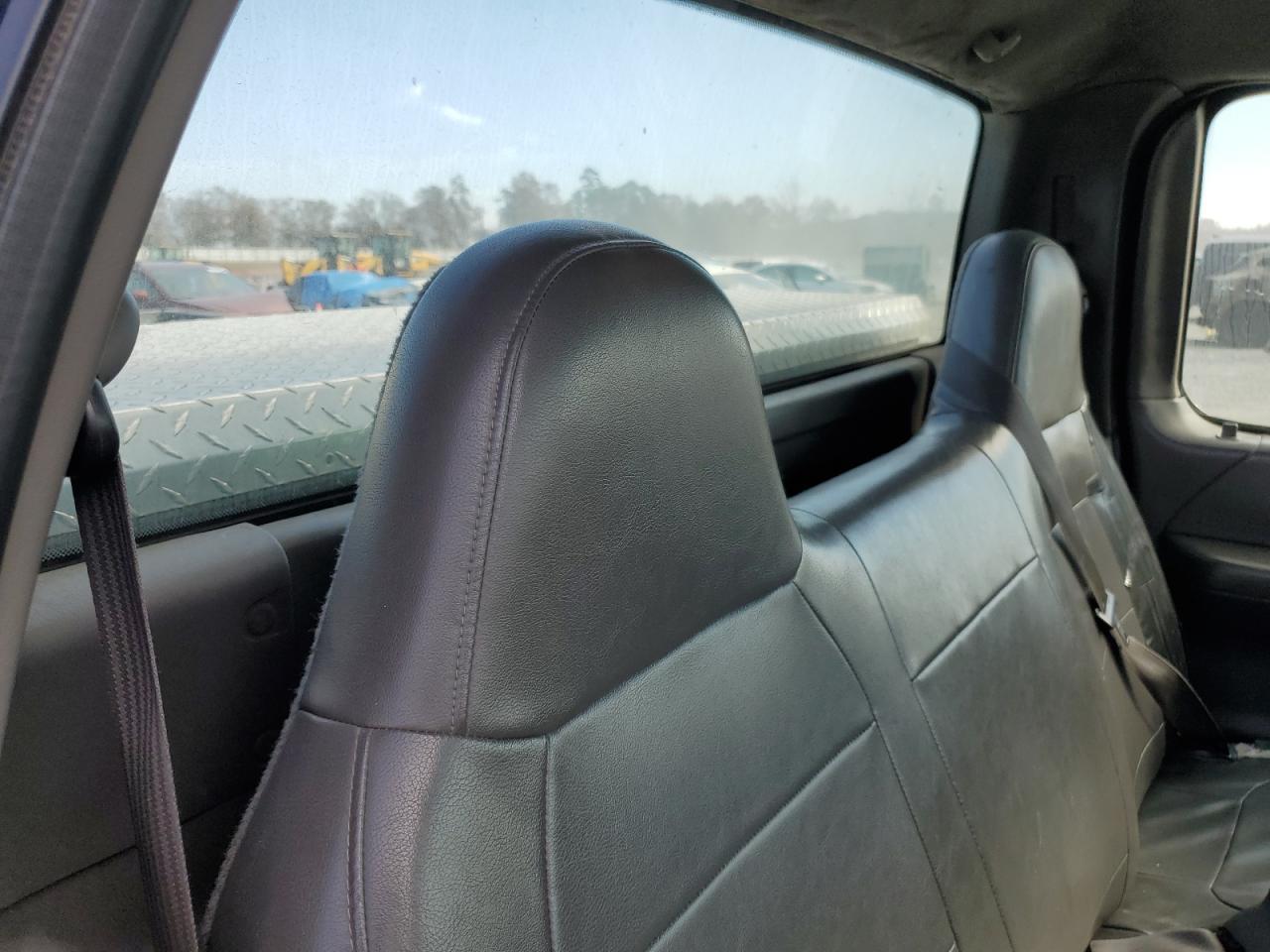 2002 Ford F150 VIN: 1FTRF17W32NB67044 Lot: 92398705