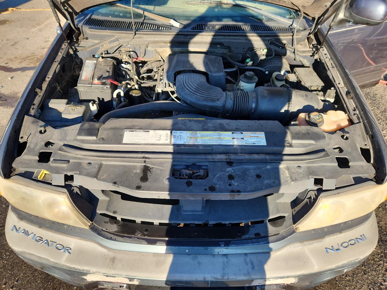 1999 Lincoln Navigator VIN: 5LMRU27L2XLJ10492 Lot: 91292395