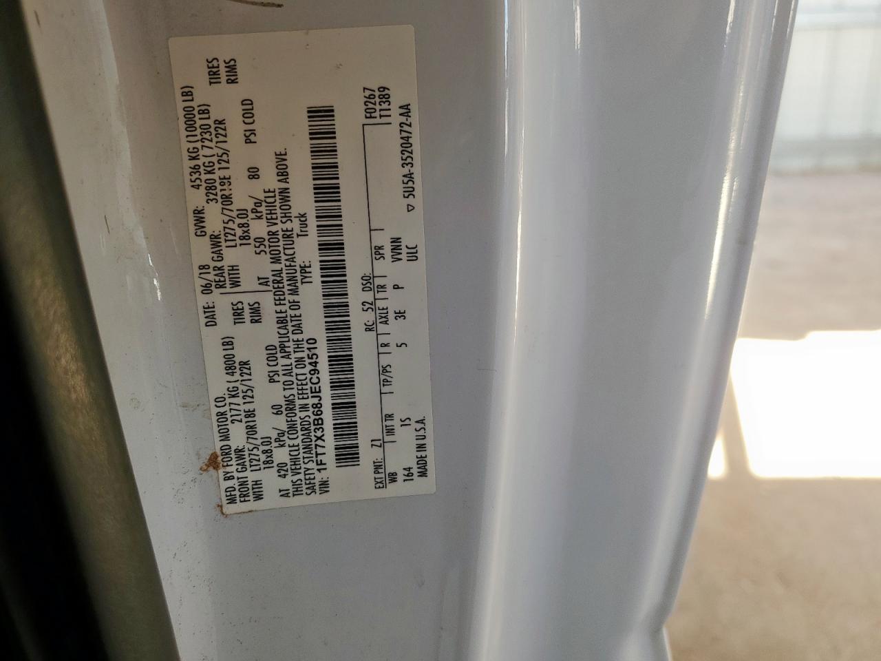 2018 Ford F350 Utility / Service Truck VIN: 1FT7X3B68JEC94510 Lot: 91474895