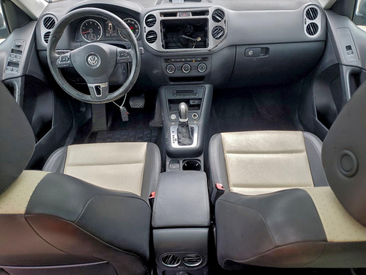 2016 Volkswagen Tiguan S VIN: WVGAV7AX1GW549588 Lot: 94668535