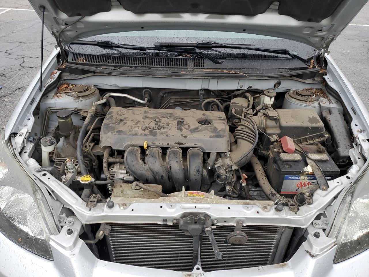 2006 Toyota Corolla Matrix Base VIN: 2T1LR30E46C560831 Lot: 92914995