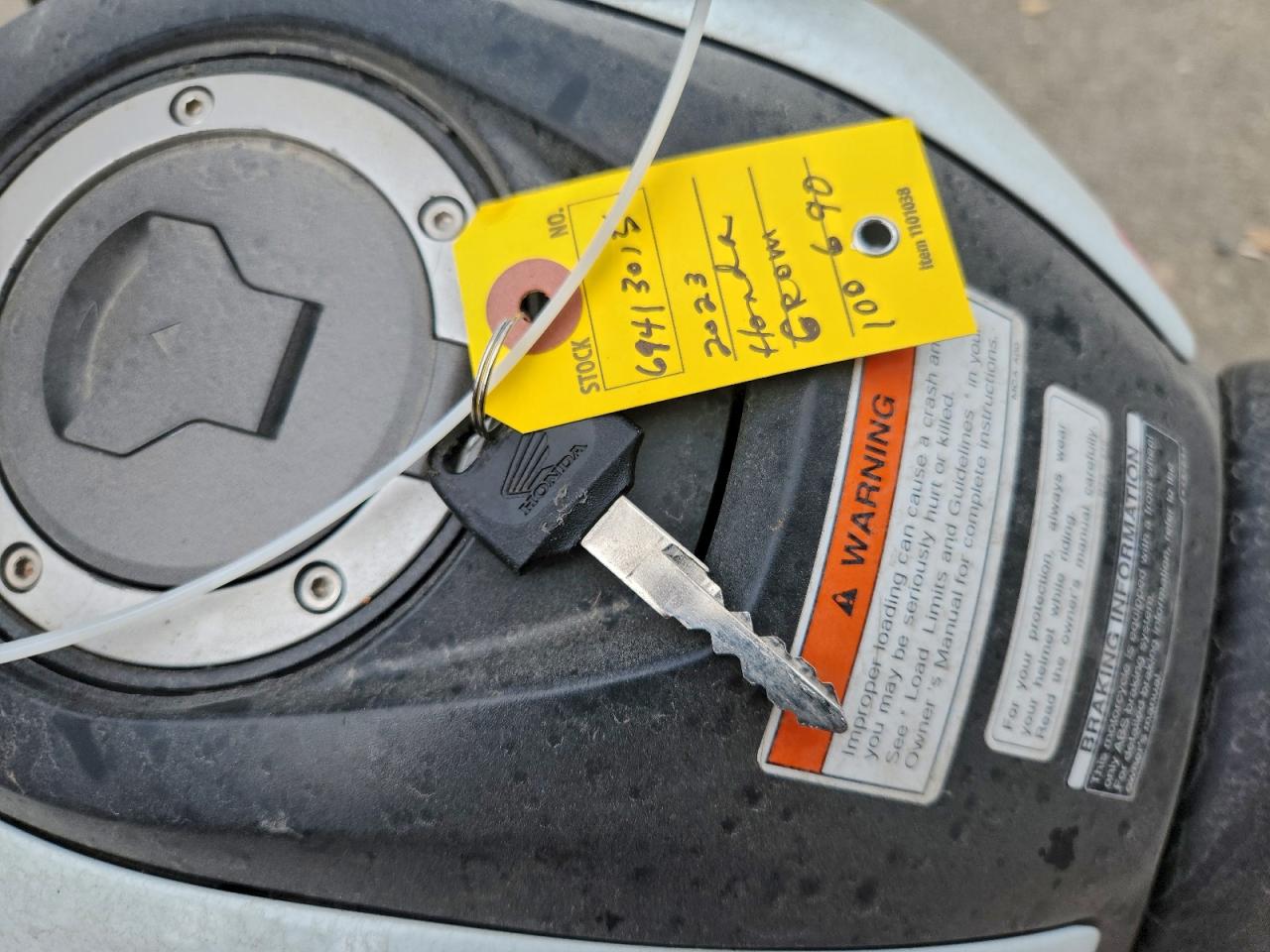 2023 Honda Grom A VIN: MLHJC9258P5100690 Lot: 90965525