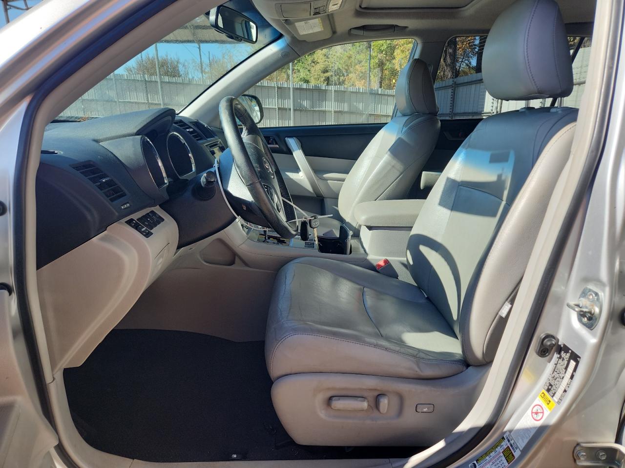 2013 Toyota Highlander Base VIN: 5TDZK3EH2DS093740 Lot: 91941495